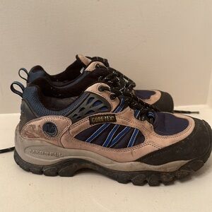Merell gore Tex hiking shoes